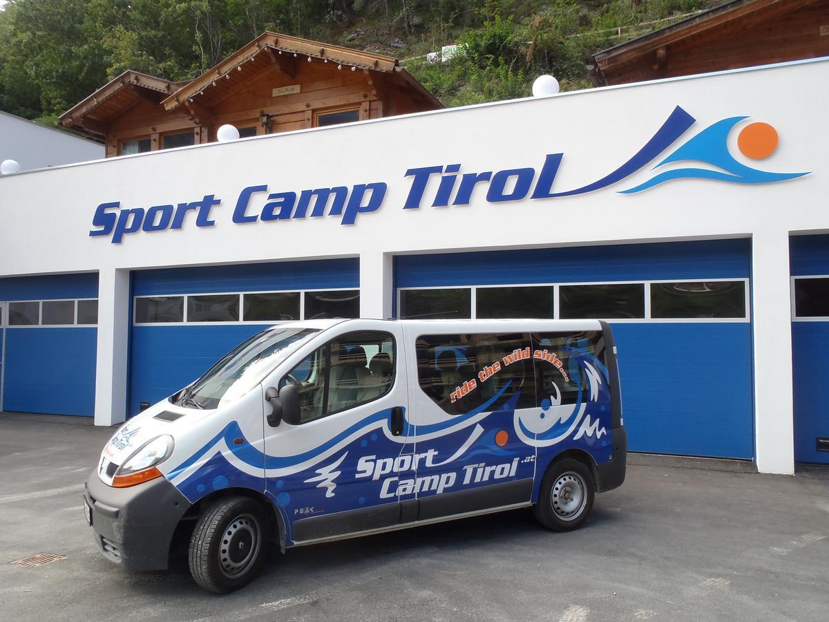 Отель Sport Camp Tirol Ландек Экстерьер фото